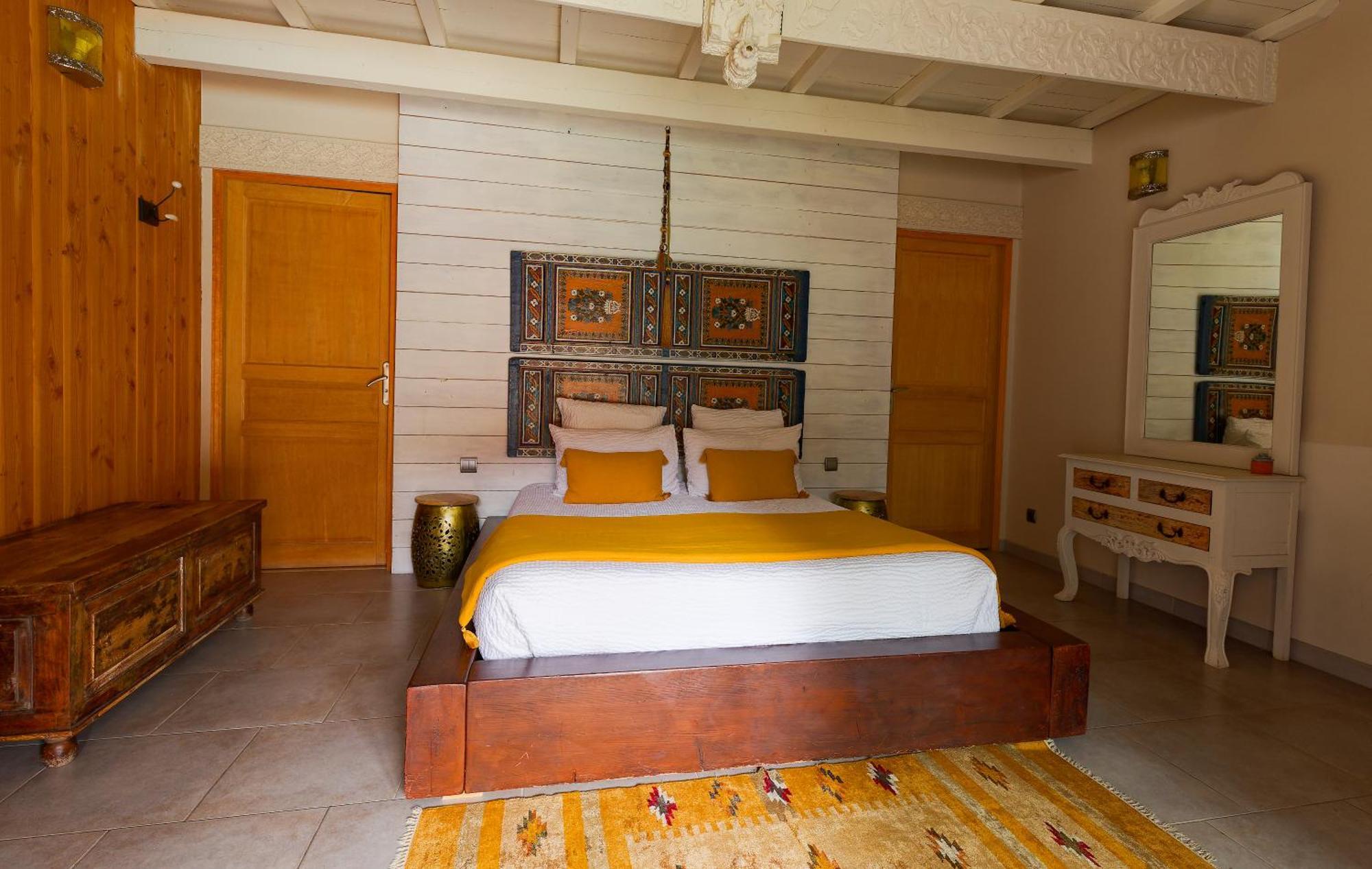 Couleurs Du Sud Bed & Breakfast Vallon-Pont-d'Arc Ngoại thất bức ảnh